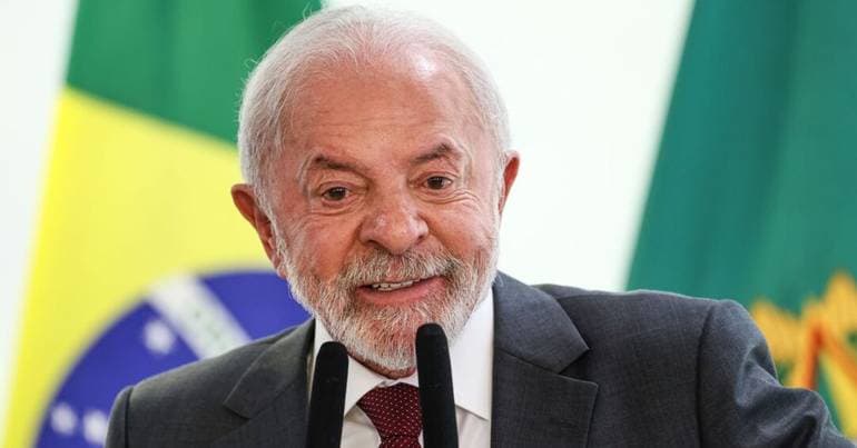 Lula da Silva receives alerts from immigrants in Portugal