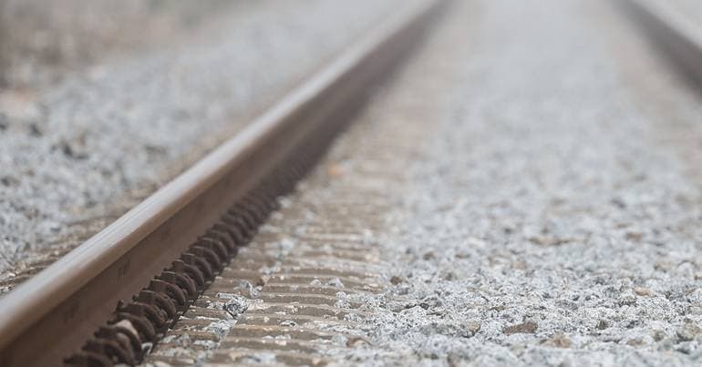 Braça de Prata: 22-year-old dies after being struck by a train