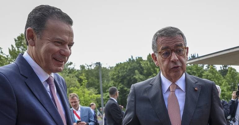 Seguro and Montenegro appeal for the return of emigrants