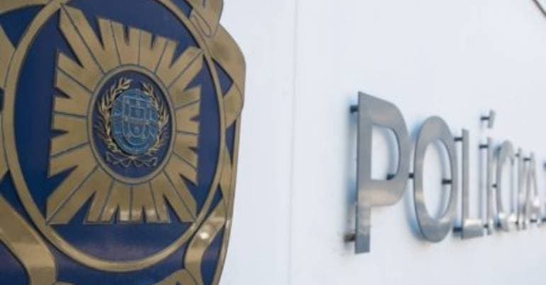 Olhão: Suspect arrested for killing mother and burying her on the balcony