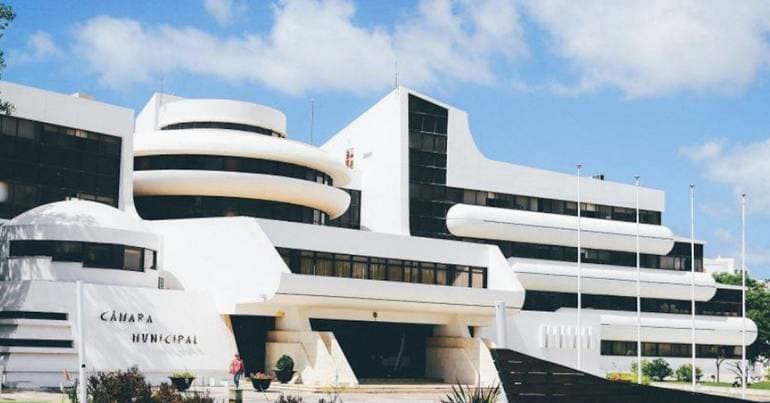 Albufeira suspends municipal officials over alleged harassment