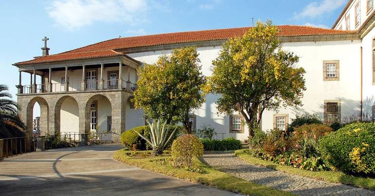 Bishop of Porto requests funds for seminary with hotel