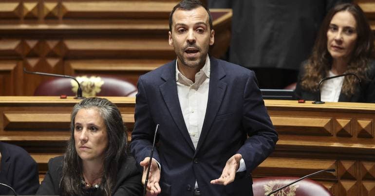 Livre pressures Government regarding landfill in Valongo