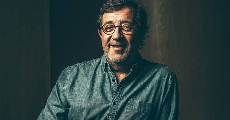 Rui Veloso performs in Porto and Lisbon with a guitar trio