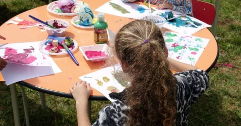 Cables cut ahead of Children's Day celebrations