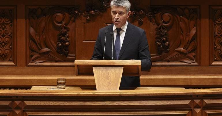 Carneiro accuses PSD and CDS of mistreating and attacking PS in the debate