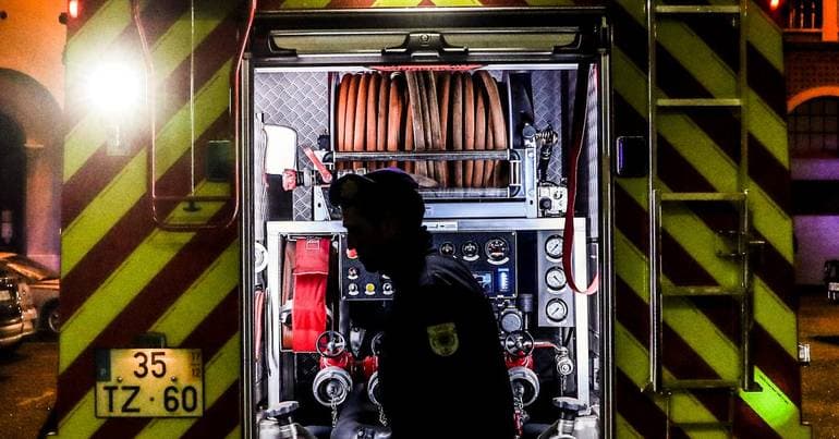 House fire in Olhão leaves five injured