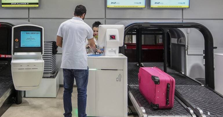 Airport strike called off after agreement with shareholders