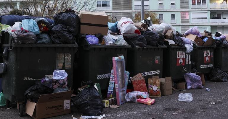 400 administrative offences for improper waste disposal