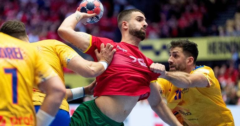 Two records, a scare and a routine rout to start