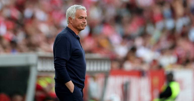 Benfica lost timing and communication. Now, they have lost Mourinho