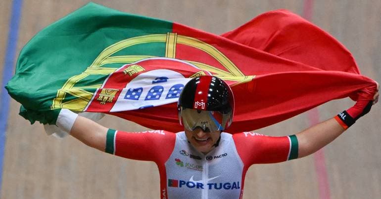 A perfect start: Tata Martins wins bronze