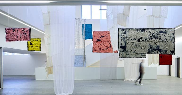 Carlos Bunga opens exhibition at the Miró Mallorca Foundation