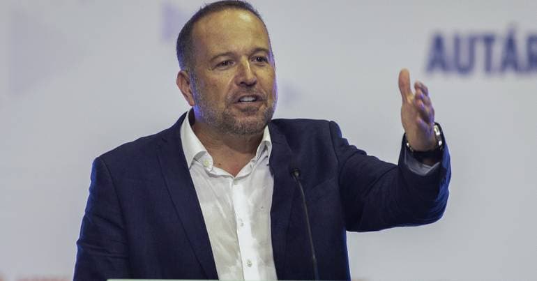 PS defends investment in education to combat poverty in the regions