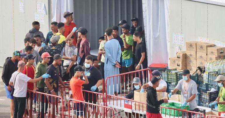 Asylum applications in the European Union fall to 2021 levels