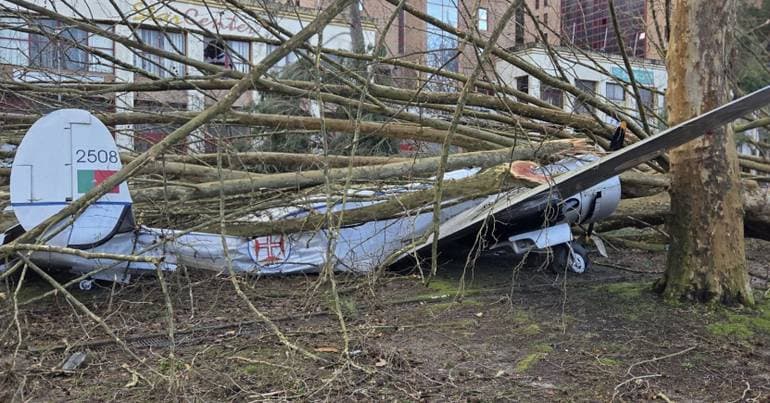 Leiria cut off, with streets and roads closed and no telephone service