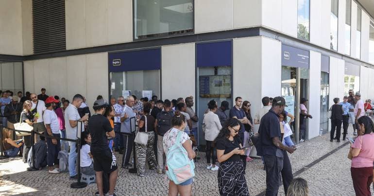 Strike in registry offices had 93.41% participation