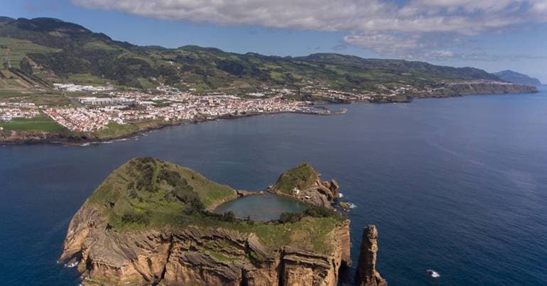 Bolieiro praises housing conversion in São Miguel
