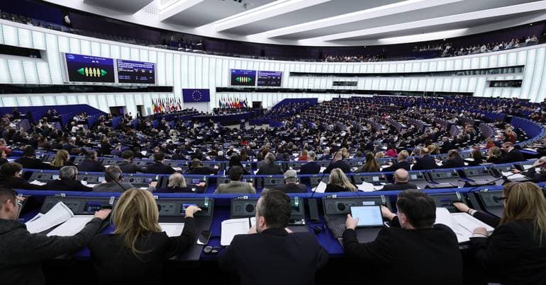 MEPs (finally) approve trade agreement with the USA