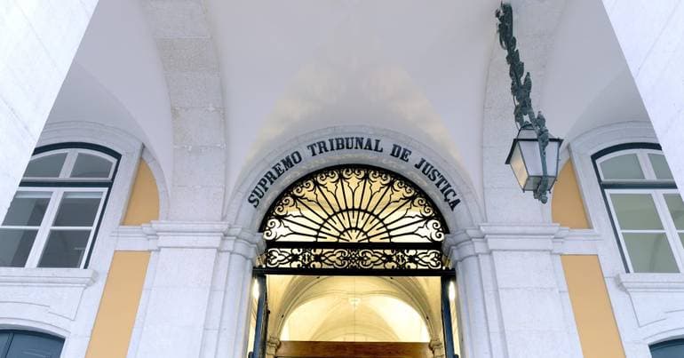 Public prosecutors' strike sees turnout of "at least 75% to 80%"