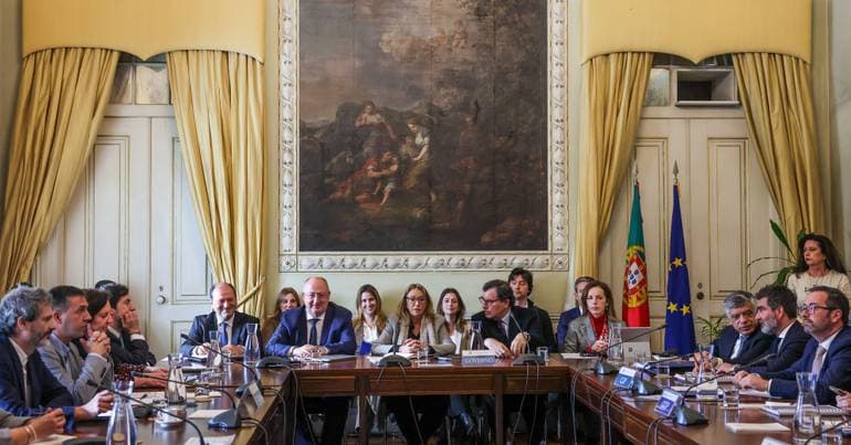 Labour package. CIP: "We hope to conclude this process today"