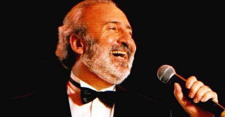 Singer and songwriter Edmundo Falé has died