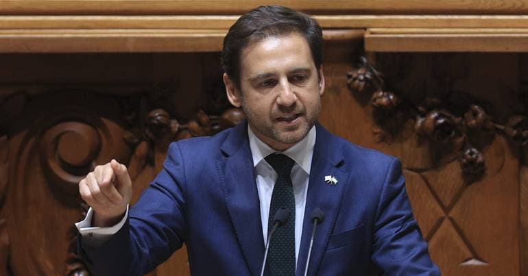 Frazão denies defaming Pureza and invokes "Christian upbringing"