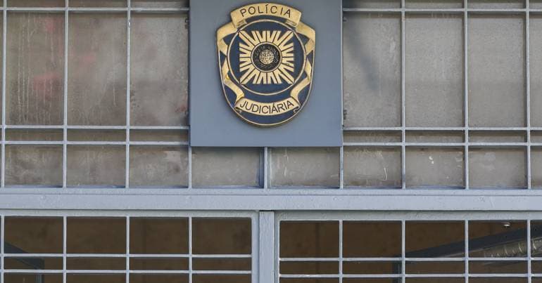 Man arrested for homicide in Lisbon apartment