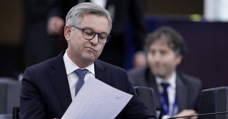 Commissioner admits initial flaws in the Migration Pact