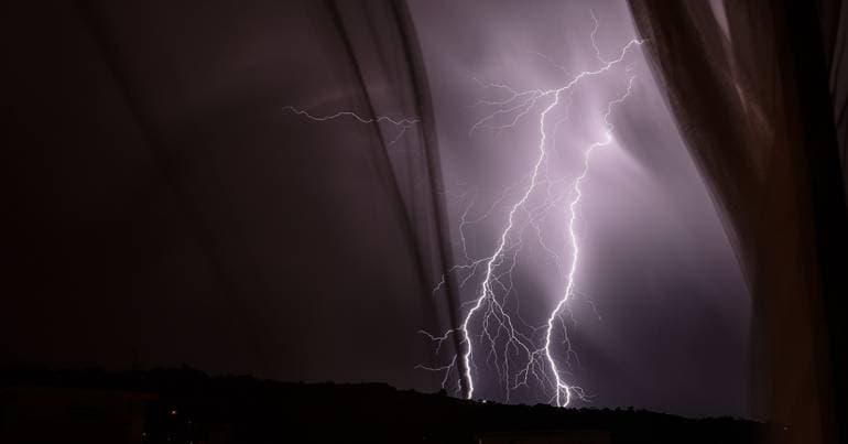 Four districts under yellow warning due to thunderstorms