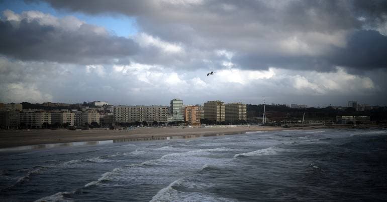 Matosinhos councillor calls for monitoring of beach water quality