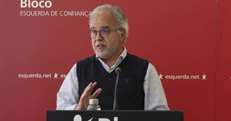 BE: Aguiar-Branco is involved in a "political trick"