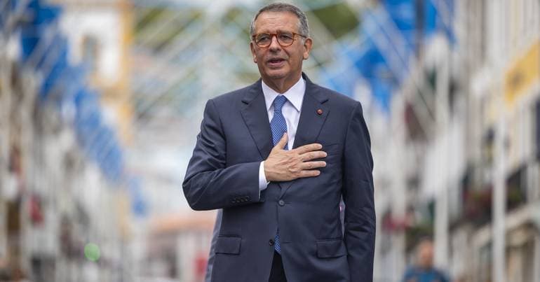 Parliament approves Seguro's trip to Italy