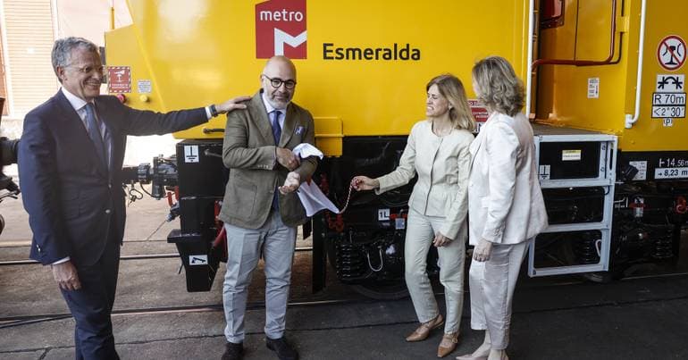 Metro receives new rail grinder after nearly 50 years