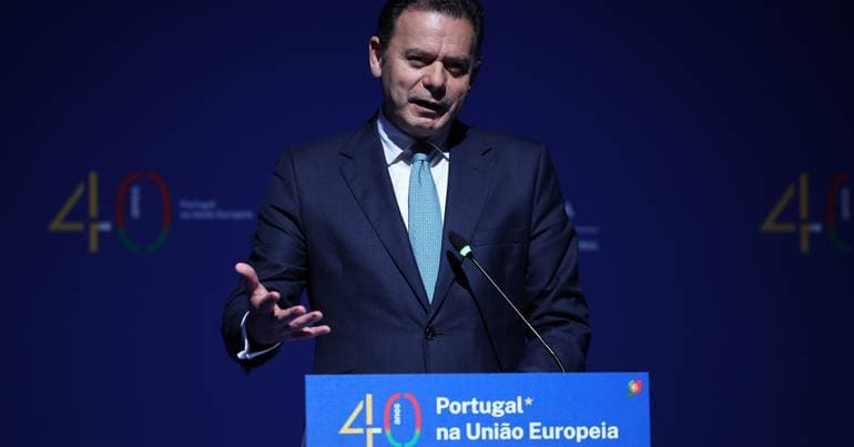 Montenegro does not want Portugal "with an outstretched hand asking" the EU