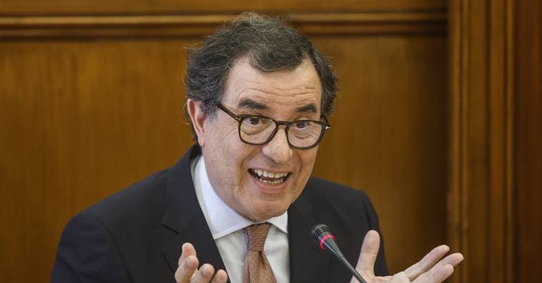 Court of Auditors: Minister does not foresee problems with the end of prior visa