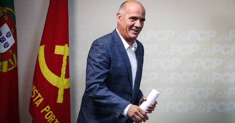 Raimundo accuses Minister of Health of "social crime"