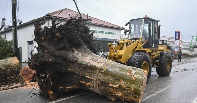 Community comes together to bring aid to affected families