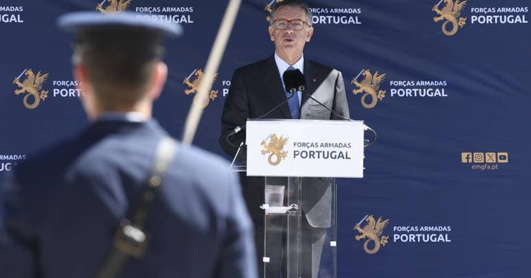 President believes in a "balanced agreement" on labour laws