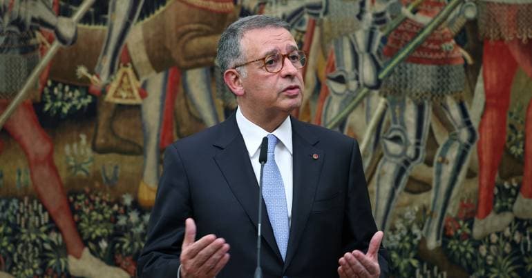 Seguro calls for the "social responsibility of wealth"