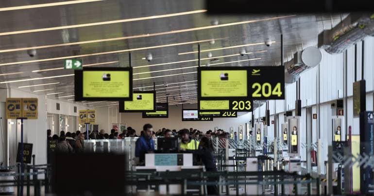 Guinea-Bissau blames Portugal for students stranded in Lisbon