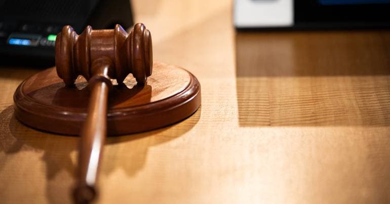 Baby's death: €6,000 fine for convicted doctors