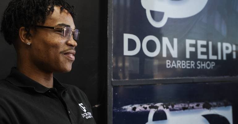 Don Filipe. Home haircuts and jobs for young people
