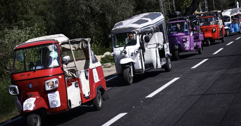 Sintra tour operators take legal action