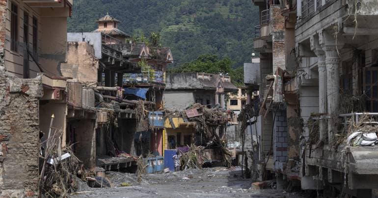 Death toll from flash flood rises to 669