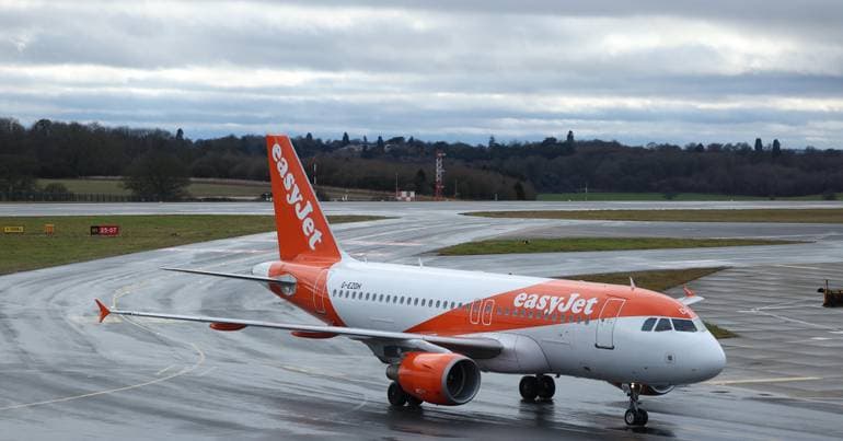 easyJet strike: 370 flights and accusations of illegality