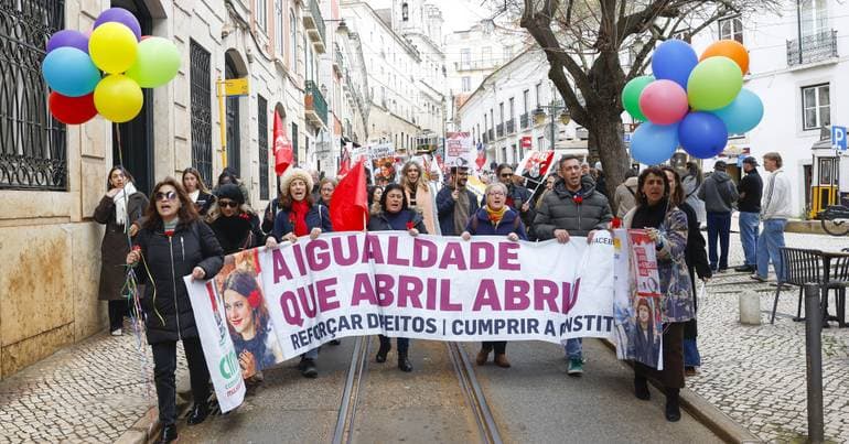 CGTP protests for equality between women and men