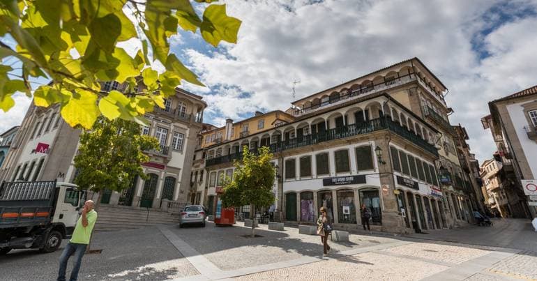 Chaves school invests 1.1 million euros in IT
