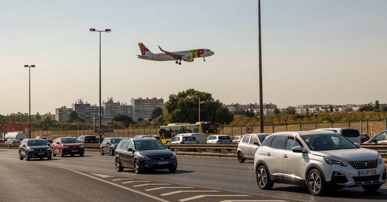 Greater health risks from emissions at ports and airports