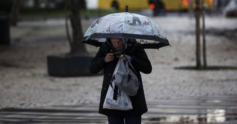 Orange warnings for heavy rain and thunderstorms in the Azores